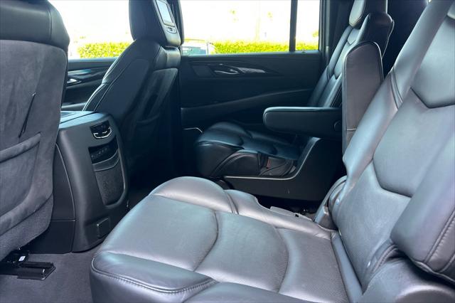 2019 Cadillac Escalade ESV Platinum