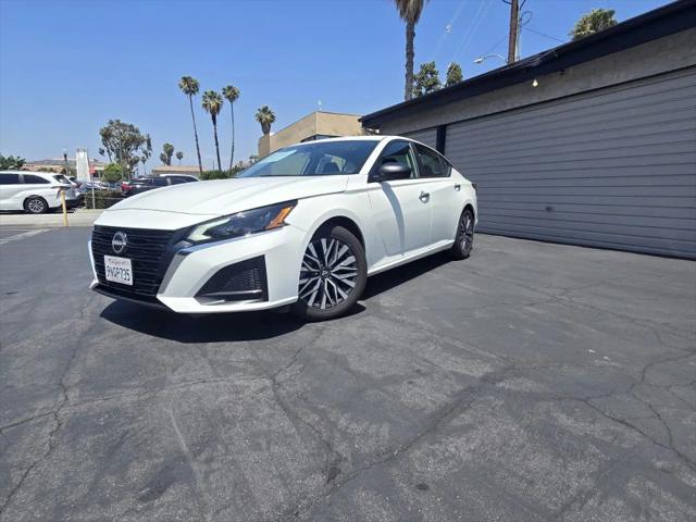 2025 Nissan Altima SV FWD