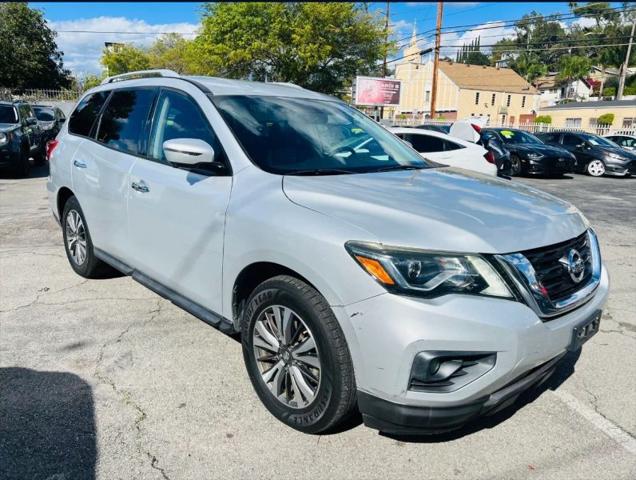 2018 Nissan Pathfinder SL