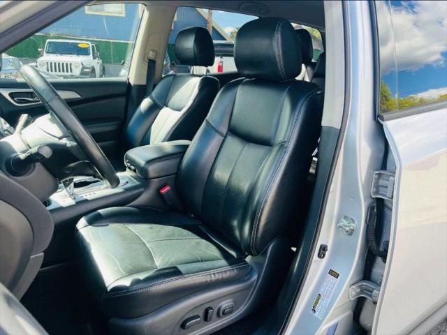 2018 Nissan Pathfinder SL