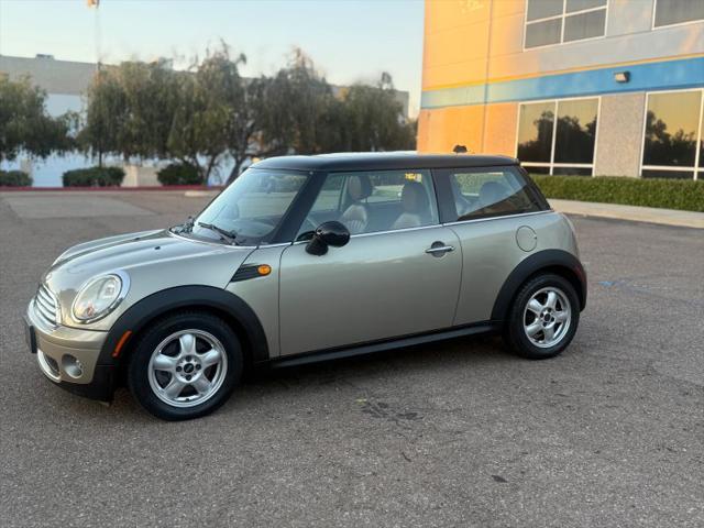 2009 MINI Cooper Cooper