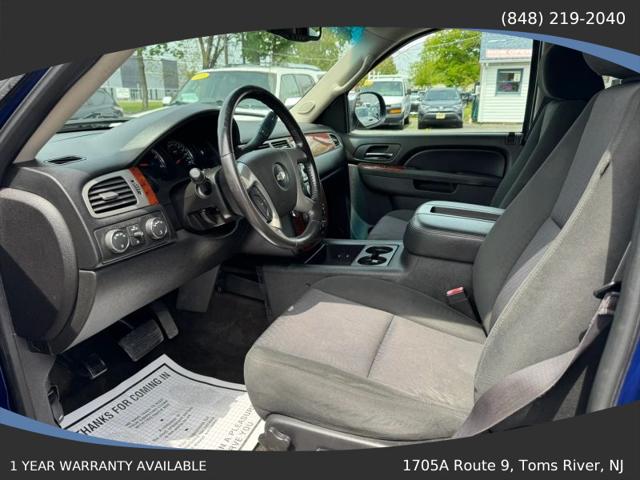 2013 Chevrolet Avalanche LS