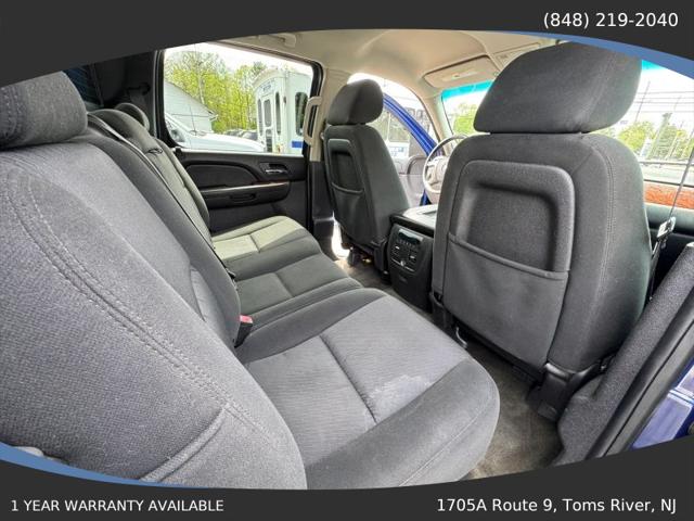2013 Chevrolet Avalanche LS