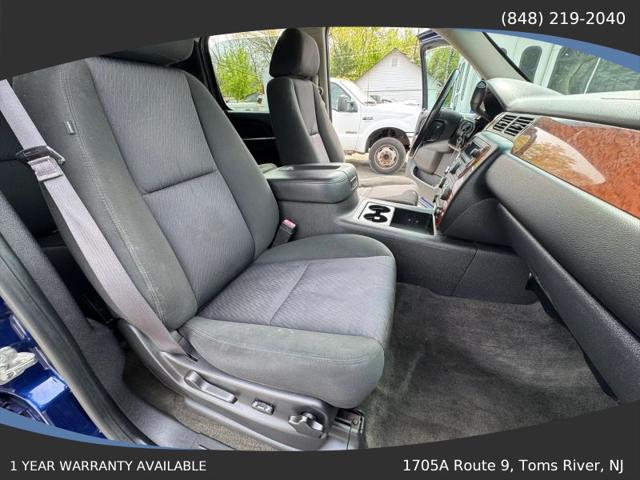 2013 Chevrolet Avalanche LS