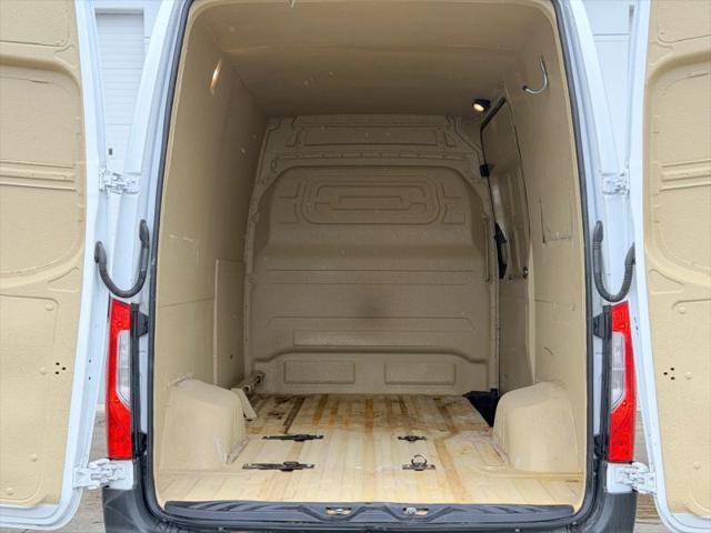 2024 Mercedes-Benz Sprinter 3500 Standard Roof 4-Cyl Diesel HO