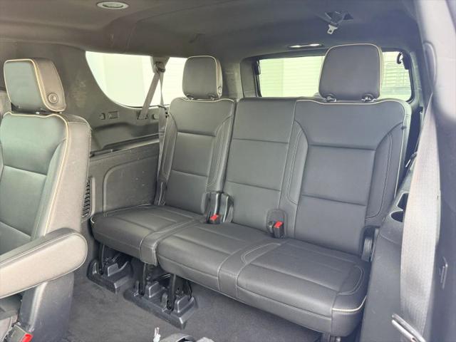 2022 Chevrolet Suburban 4WD Premier