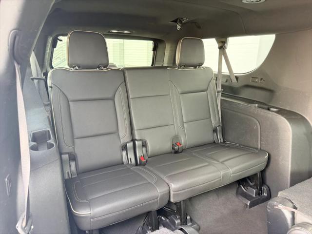 2022 Chevrolet Suburban 4WD Premier