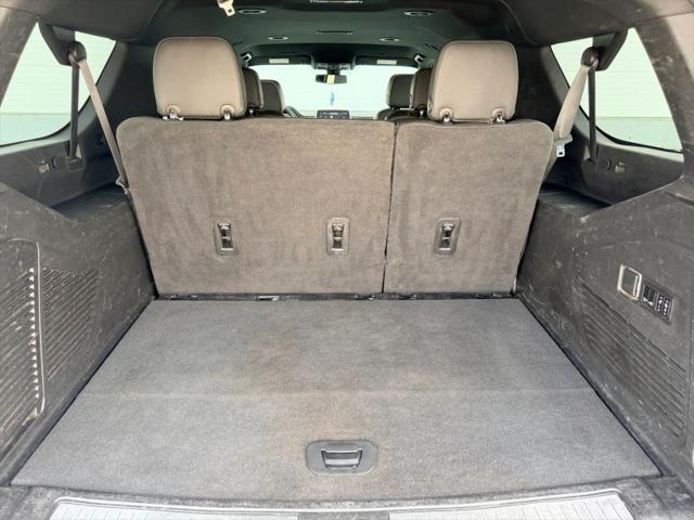 2022 Chevrolet Suburban 4WD Premier