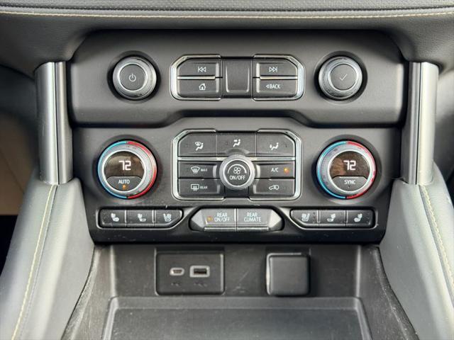 2022 Chevrolet Suburban 4WD Premier