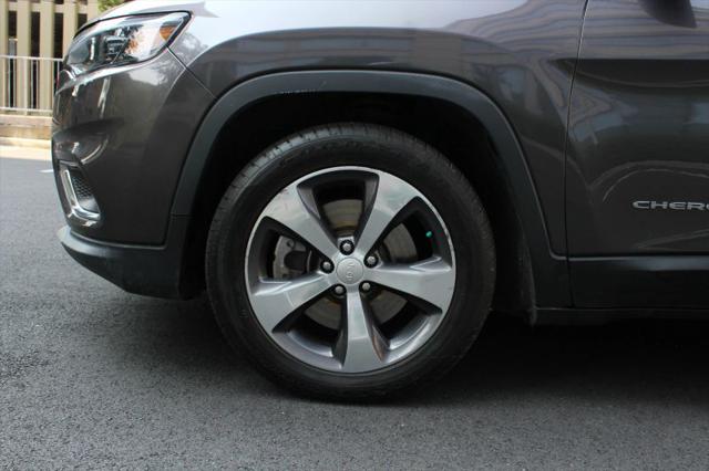 2020 Jeep Cherokee Limited FWD
