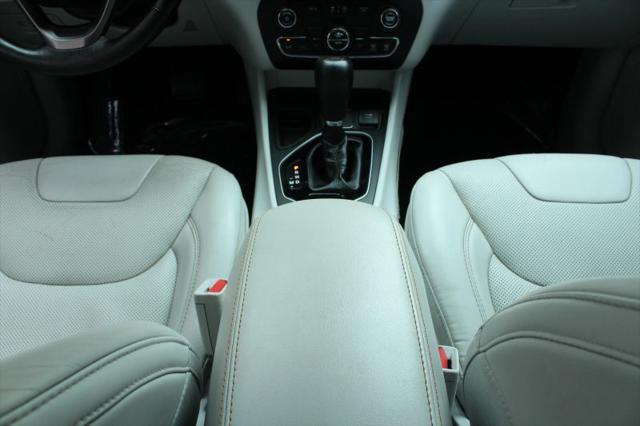 2020 Jeep Cherokee Limited FWD