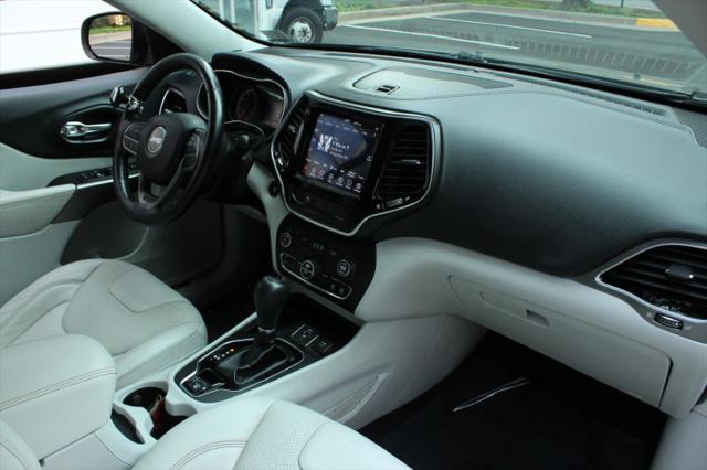 2020 Jeep Cherokee Limited FWD