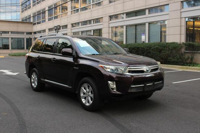 2013 Toyota Highlander Hybrid Base V6 for sale in Arlington, VA