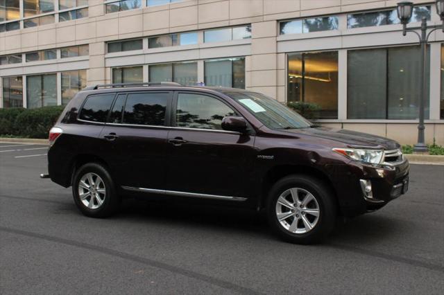 2013 Toyota Highlander Hybrid Base V6