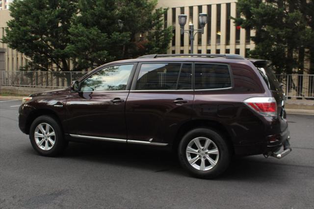 2013 Toyota Highlander Hybrid Base V6