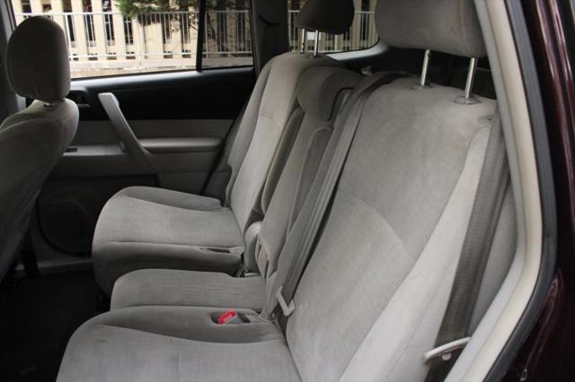 2013 Toyota Highlander Hybrid Base V6