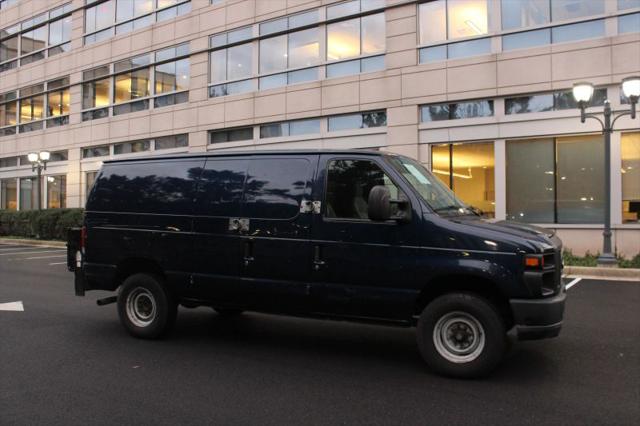 2013 Ford E-350 Super Duty Commercial