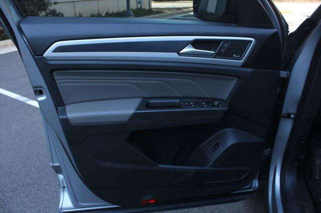 2023 Volkswagen Atlas 3.6L V6 SEL Premium R-Line