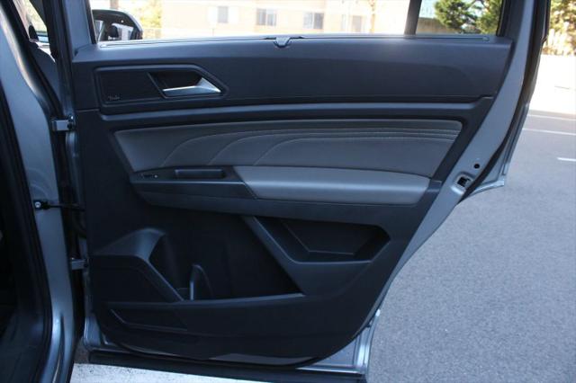 2023 Volkswagen Atlas 3.6L V6 SEL Premium R-Line