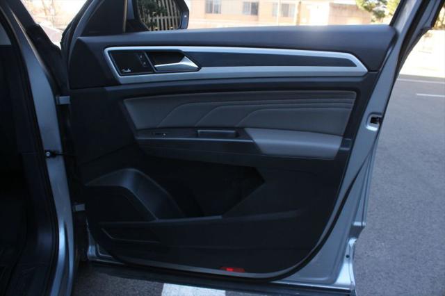 2023 Volkswagen Atlas 3.6L V6 SEL Premium R-Line