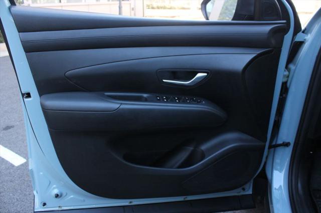 2025 Hyundai Santa Cruz SE