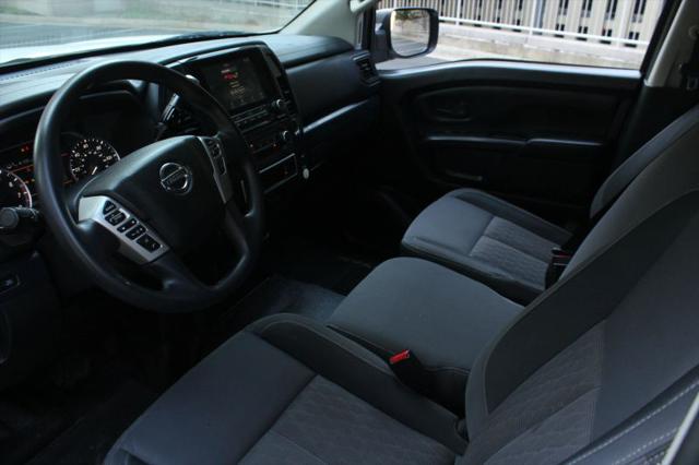 2022 Nissan Titan Crew Cab S 4x4
