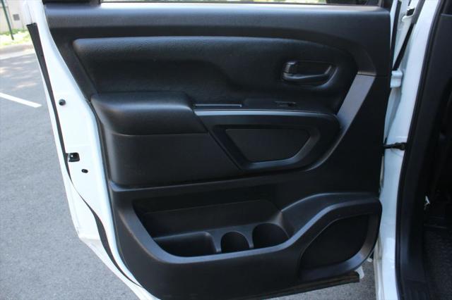 2022 Nissan Titan Crew Cab S 4x4