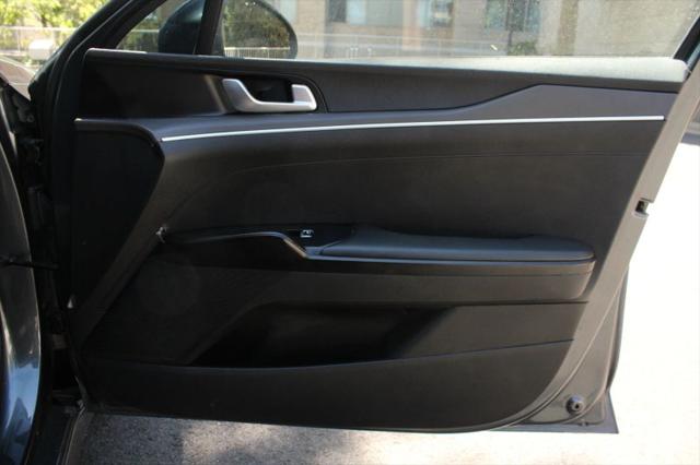 2021 Kia K5 LXS