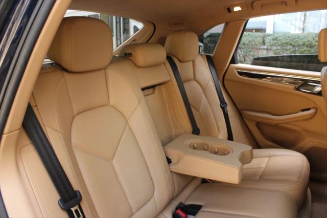 2016 Porsche Macan S