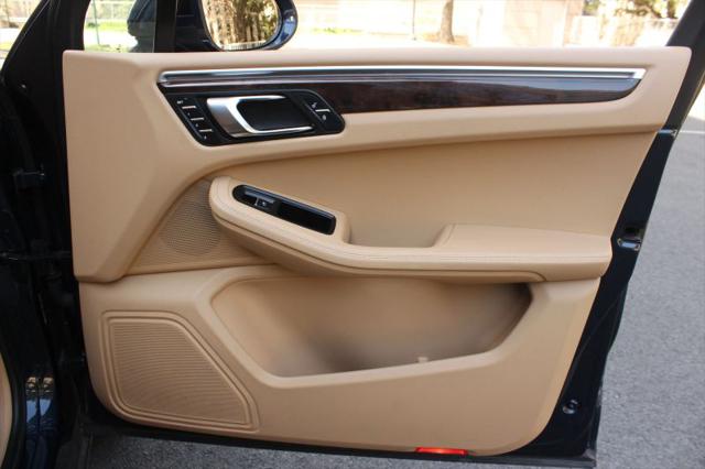 2016 Porsche Macan S