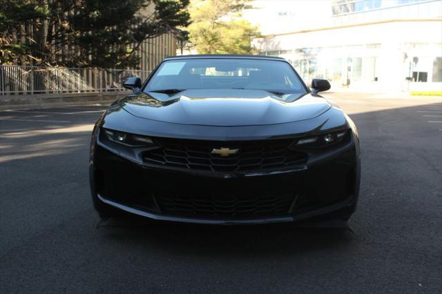 2021 Chevrolet Camaro RWD Convertible 2LT