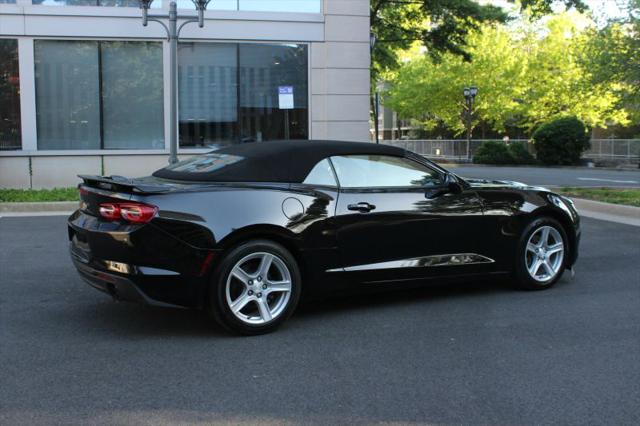 2021 Chevrolet Camaro RWD Convertible 2LT