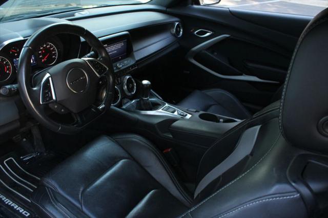 2021 Chevrolet Camaro RWD Convertible 2LT