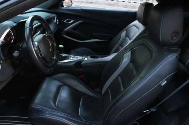 2021 Chevrolet Camaro RWD Convertible 2LT