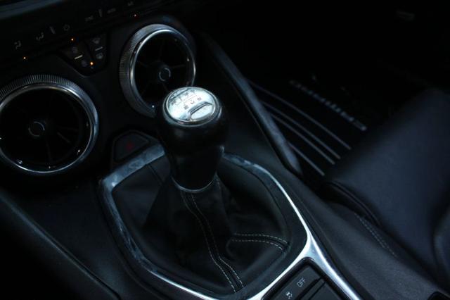 2021 Chevrolet Camaro RWD Convertible 2LT