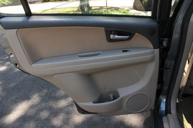 2009 Suzuki SX4 LE