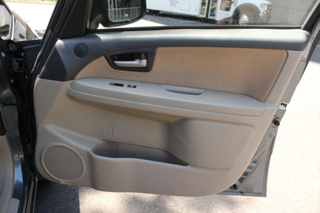 2009 Suzuki SX4 LE