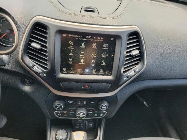 2015 Jeep Cherokee Latitude Altitude