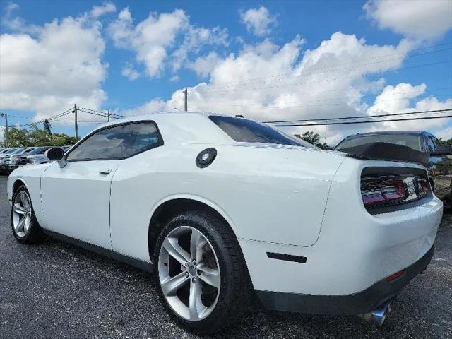 2015 Dodge Challenger SXT