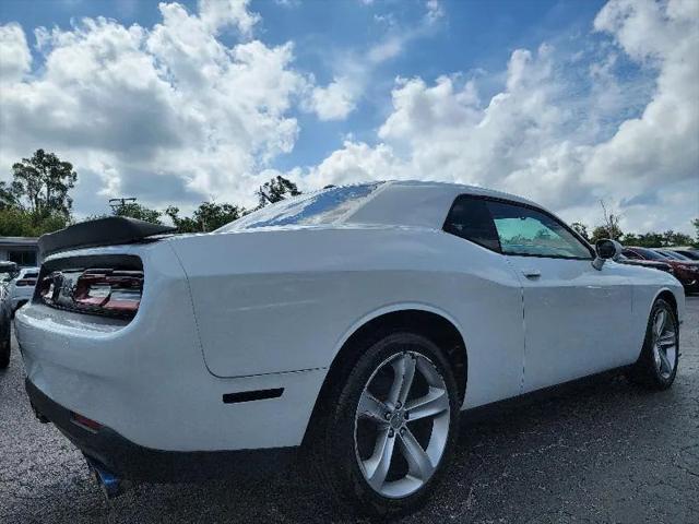 2015 Dodge Challenger SXT