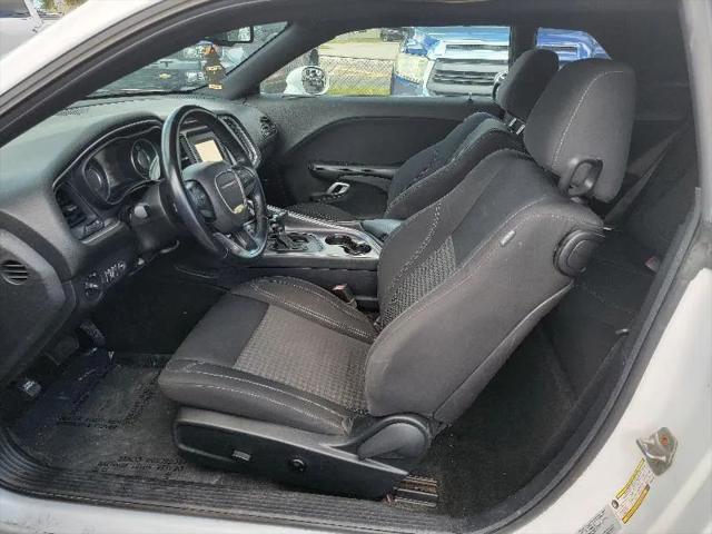 2015 Dodge Challenger SXT