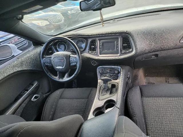 2015 Dodge Challenger SXT