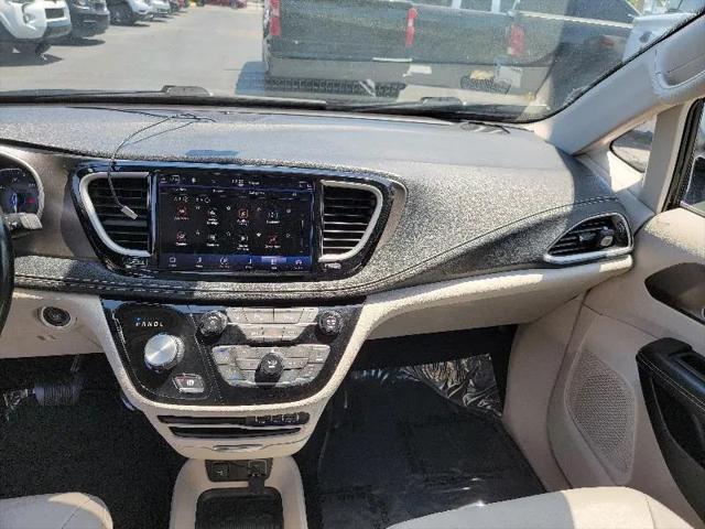 2021 Chrysler Pacifica Touring L
