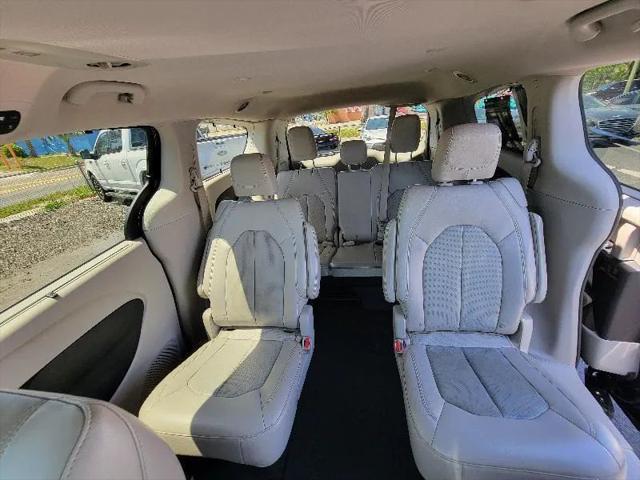2021 Chrysler Pacifica Touring L