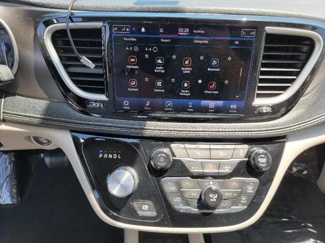 2021 Chrysler Pacifica Touring L
