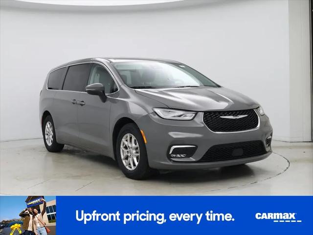 2023 Chrysler Pacifica Touring L for sale in Raleigh, NC