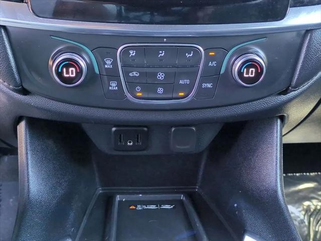2023 Chevrolet Traverse FWD LT Cloth
