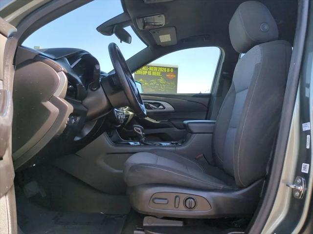 2023 Chevrolet Traverse FWD LT Cloth