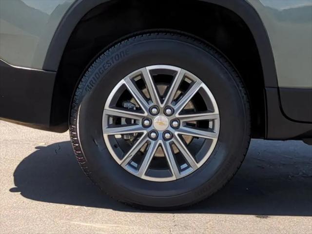 2023 Chevrolet Traverse FWD LT Cloth
