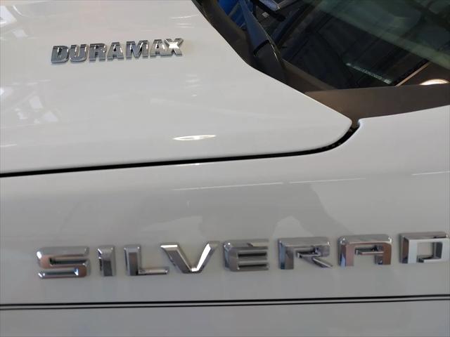 2024 Chevrolet Silverado 1500 4WD Crew Cab Short Bed LTZ